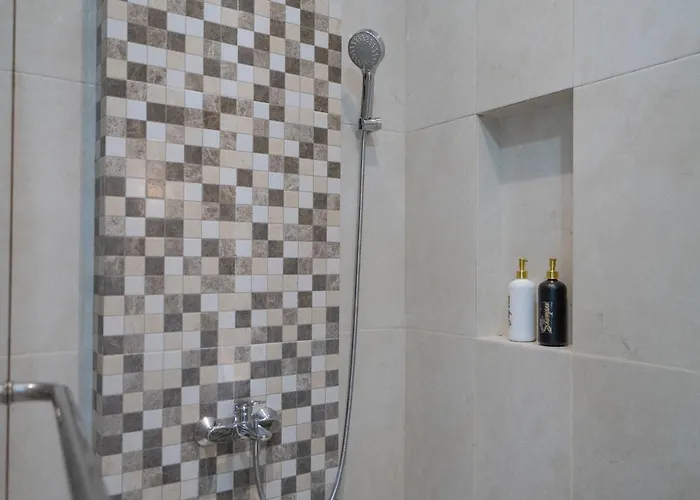 Parama By Aishwarya Bali International جيمباران